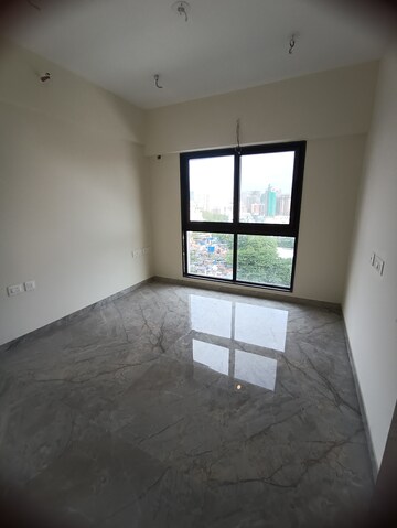 Bedroom in 2 BHK Apartment at Ajmera Boulevard, Malad West – for Rent