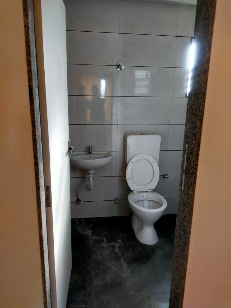 Bathroom, flora-ixora 2 Bedroom 1295 Sq.Ft. Apartment In Bopal Ahmedabad 8942649