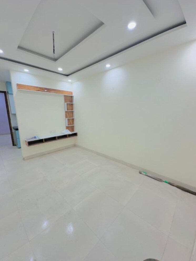 Room, jail road 2 Bedroom 675 Sq.Ft. Independent House In Jail Road Delhi 8930395