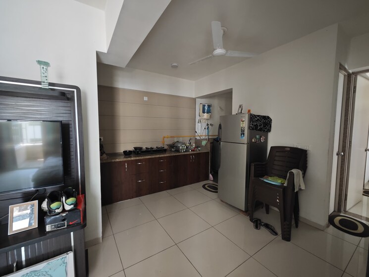 Kitchen, sun-atmosphere 2 Bedroom 675 Sq.Ft. Apartment In Shela Ahmedabad 8942732