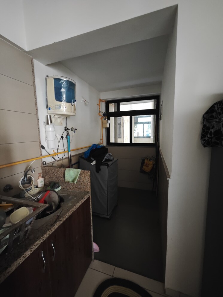 Kitchen, sun-atmosphere 2 Bedroom 675 Sq.Ft. Apartment In Shela Ahmedabad 8942732