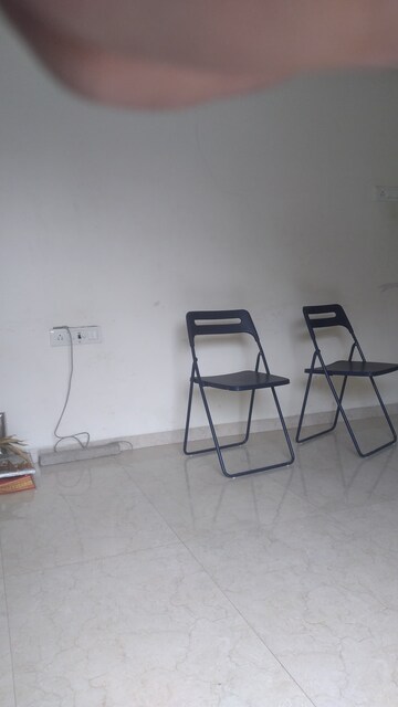 Living Room in 3 BHK Apartment at Vardhman Grandeur, Andheri West – for Rent