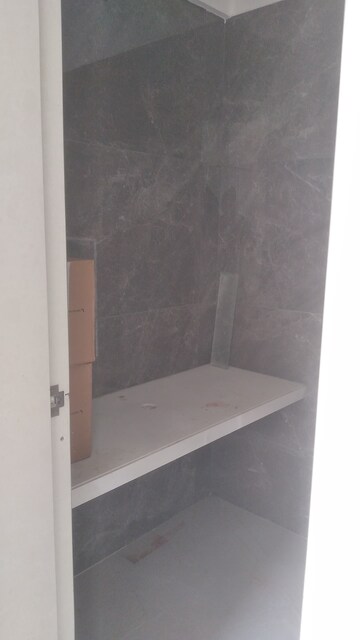 Furnished Amenities in 3 BHK Apartment at Vardhman Grandeur, Andheri West – for Rent