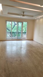 3 BHK + Servant Room 1800 Sq.Ft. Builder Floor in Sarvapriya Vihar