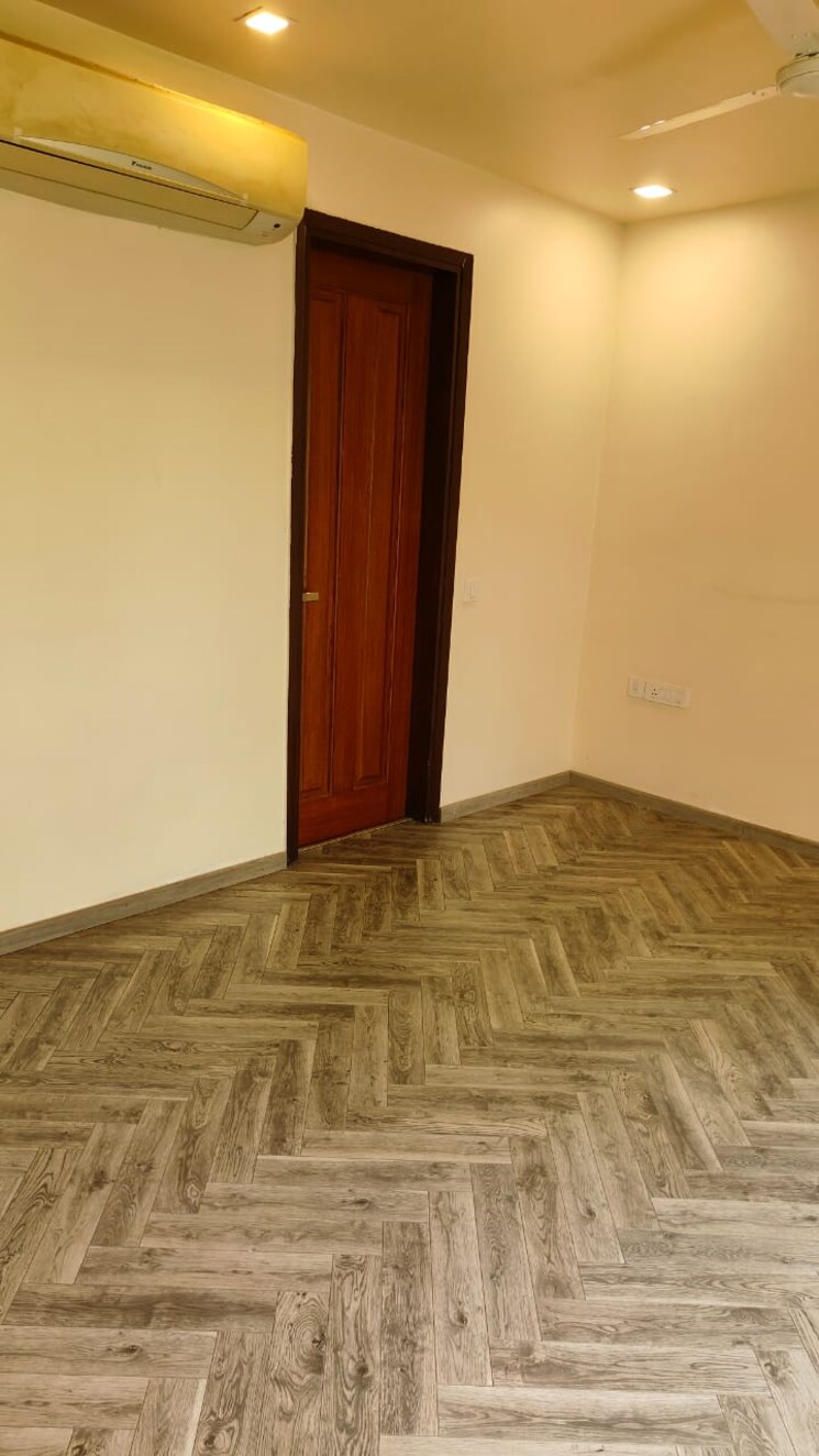 Room, sarvapriya vihar 3 Bedroom 1800 Sq.Ft. Builder Floor In Sarvapriya Vihar Delhi 8942785