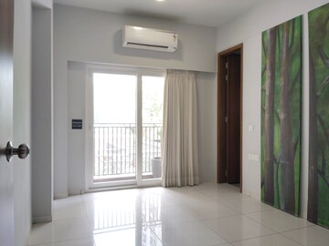 Room in 3 BHK Apartment at Vishwanath Sarathya, Shela – for Sale