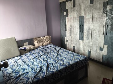 Bedroom in 1.5 BHK Apartment at Dosti Vihar, Samata Nagar – for Rent