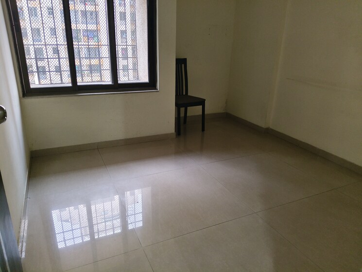 Room, dosti-vihar 2.5 Bedroom 1212 Sq.Ft. Apartment In Samata Nagar Thane 8942864