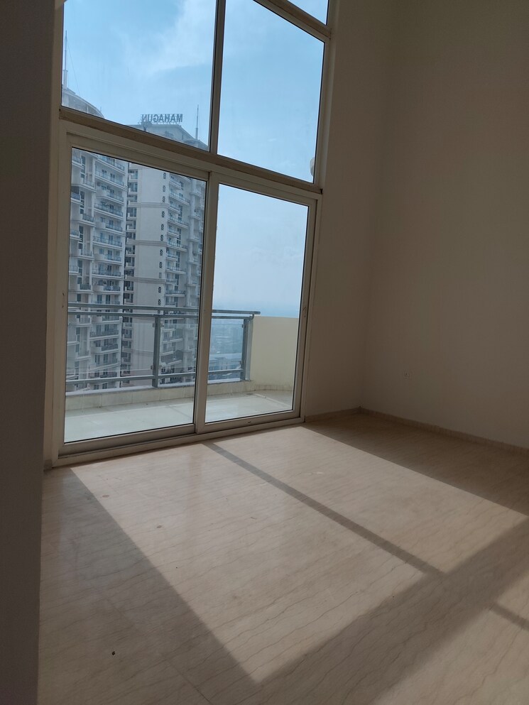 Bedroom, mahagun-mezzaria 3 Bedroom 3070 Sq.Ft. Apartment In Sector 78 Noida 8942872