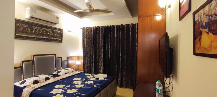 Bedroom, dlf-city-gurgaon 2 Bedroom 104 Sq.Yd. Builder Floor In Sector 27 Gurgaon 8942867