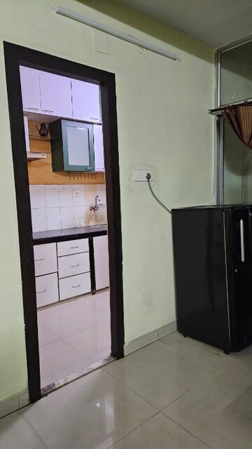 Room in 2 BHK Apartment at Shreshta Garden Phase  I & II, Rajarhat – for Rent