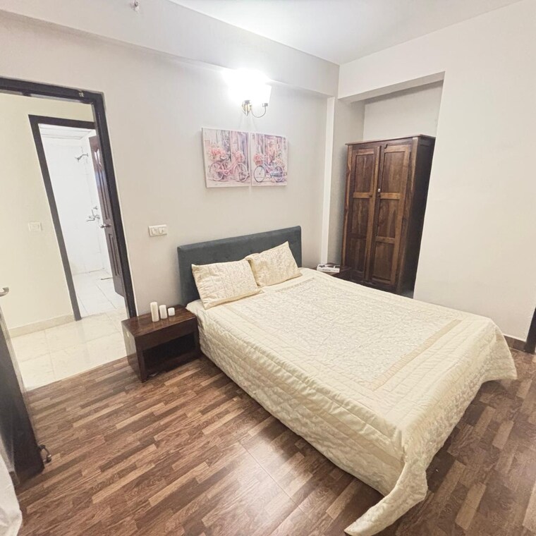Master Bedroom, wallrock-aishwarayam-gold 2.5 Bedroom 1060 Sq.Ft. Apartment In Sector 1 Greater Noida Greater Noida 8942886