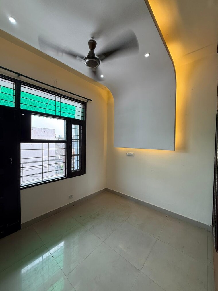 Room, dhakoli 2 Bedroom 900 Sq.Ft. Apartment In Dhakoli Zirakpur 8942890