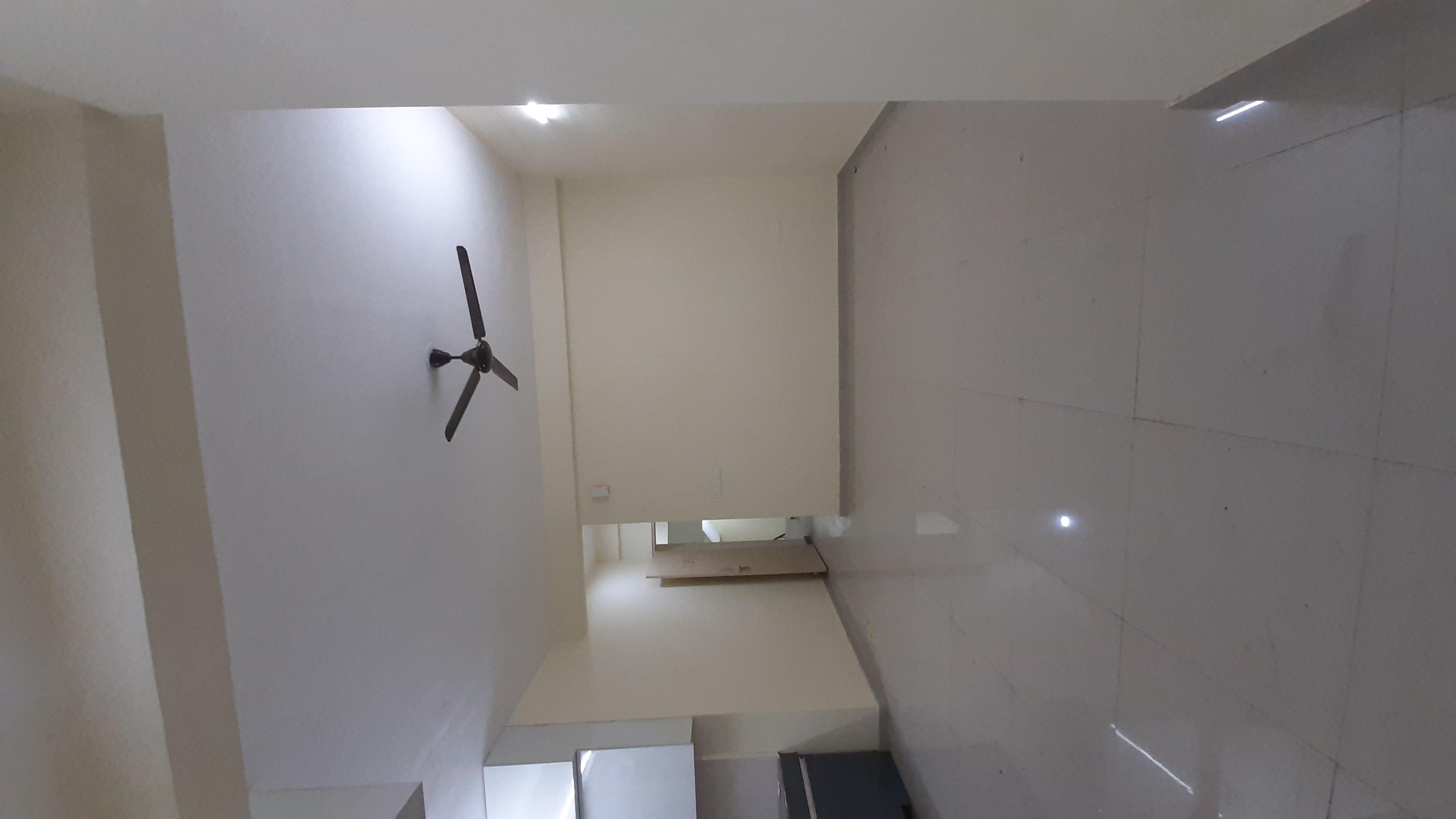 2 BHK Apartment For Rent in Pyramid Elite