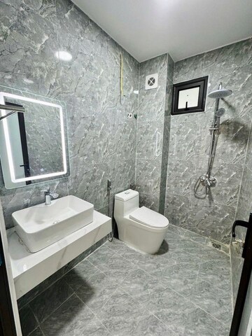Attached Bathroom in 1.5 BHK Builder Floor at Prashant Vihar – for Rent