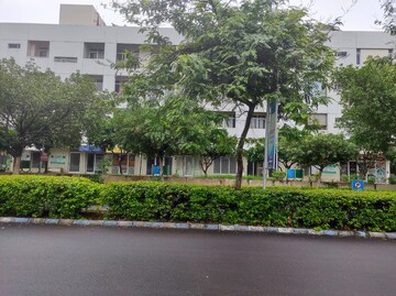  Pg – Nearby View at Vatika - for Rent