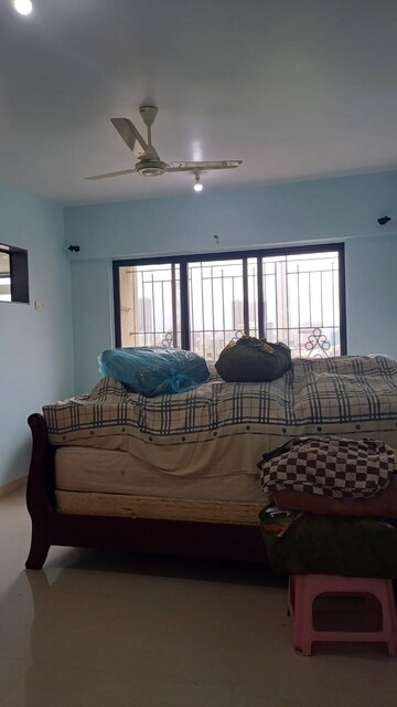 Master Bedroom in 4 BHK Apartment at Whispering Heights, Malad West – for Rent