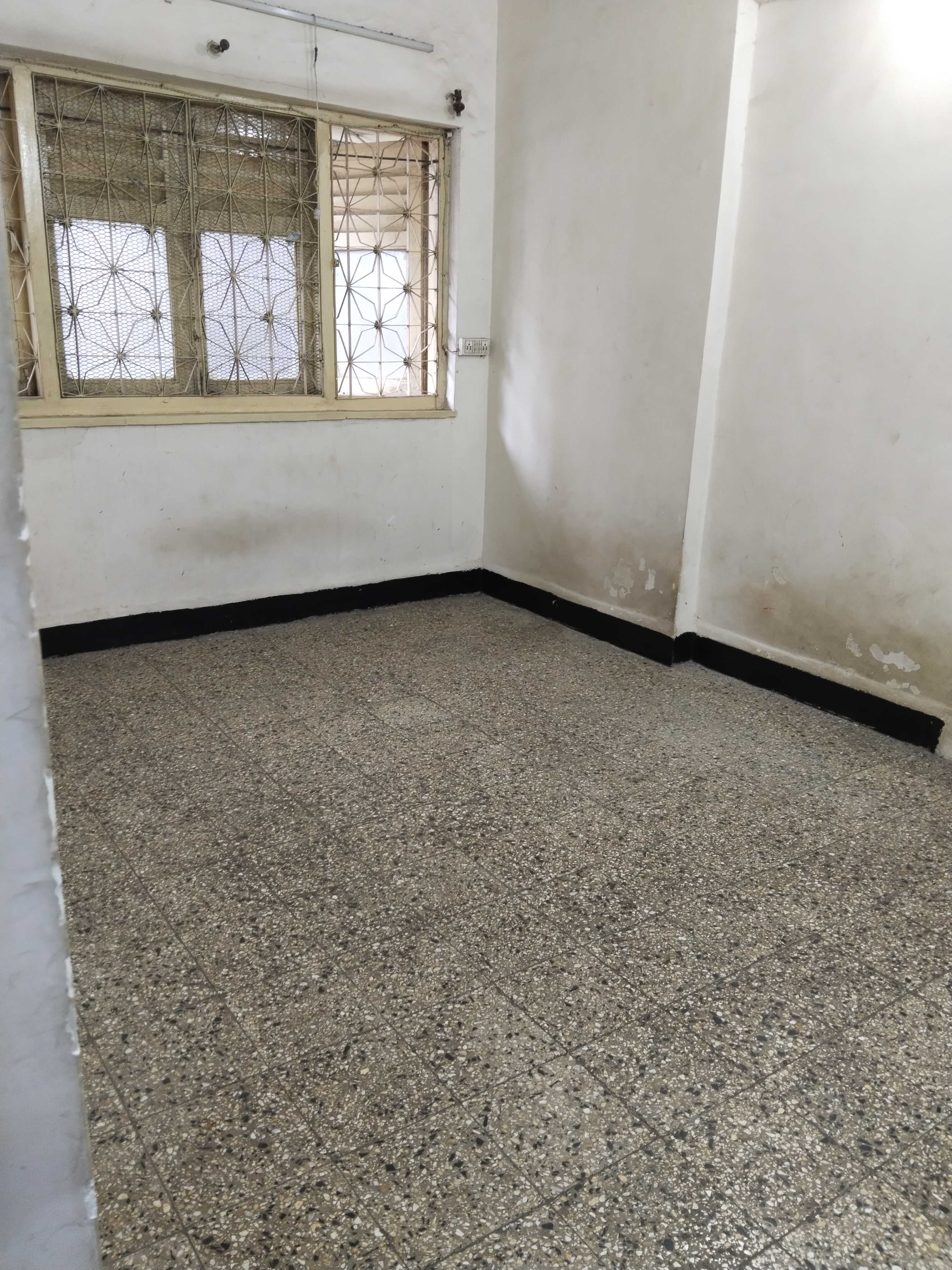 1 Rk  300 Sq.Ft. Apartment in Laxmi Niwas Naupada