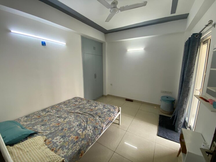 Bedroom, ajnara-grand-heritage 3 Bedroom 1795 Sq.Ft. Apartment In Sector 74 Noida 8942947