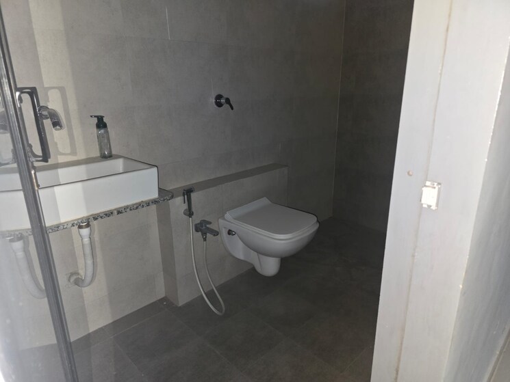 Bathroom, sama savli road 3 Bedroom 1620 Sq.Ft. Apartment In Sama Savli Road Vadodara 8942958