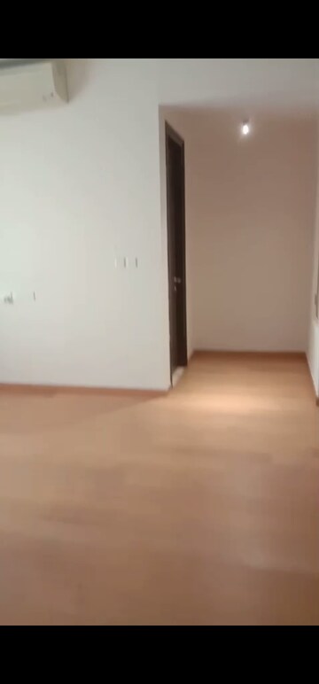 Room in 4 BHK Apartment at Tata The Promont, Hosakerehalli – for Rent