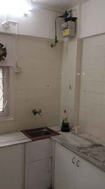Bathroom in 1 BHK Apartment at Andheri West – for Rent