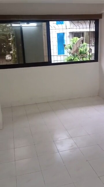 Room in 1 BHK Apartment at Andheri West – for Rent