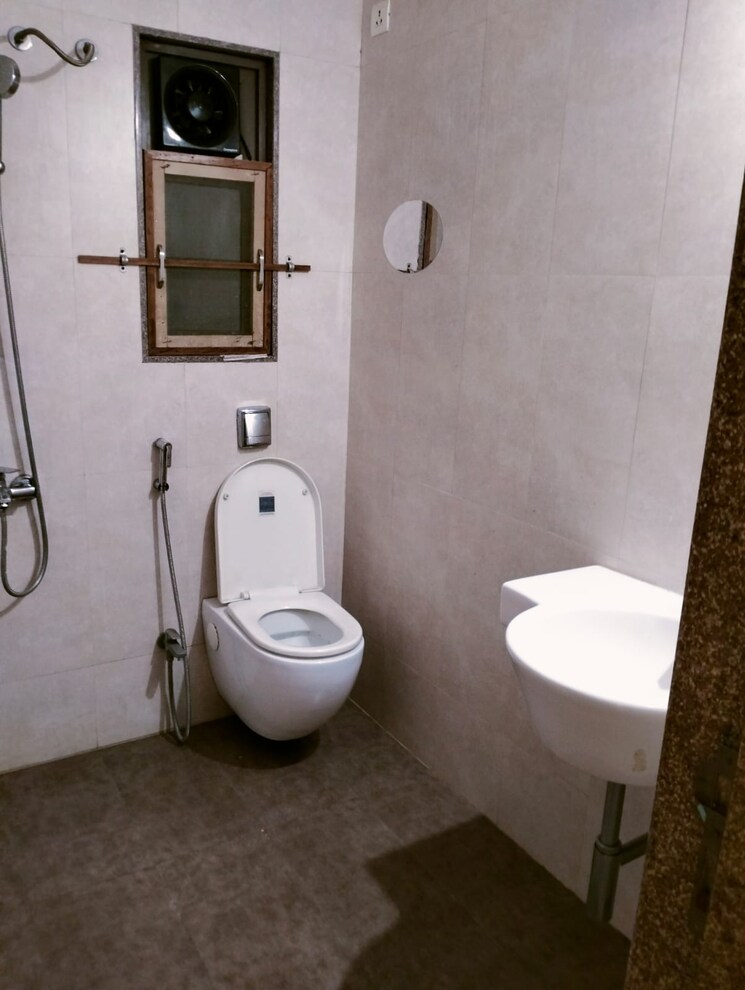 Bathroom, skyi-songbirds 2 Bedroom 950 Sq.Ft. Apartment In Bavdhan Pune 8942992