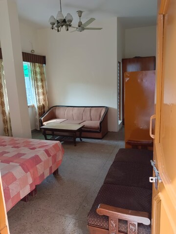 Bedroom in Studio Builder Floor at Lajpat Nagar 4 – for Rent