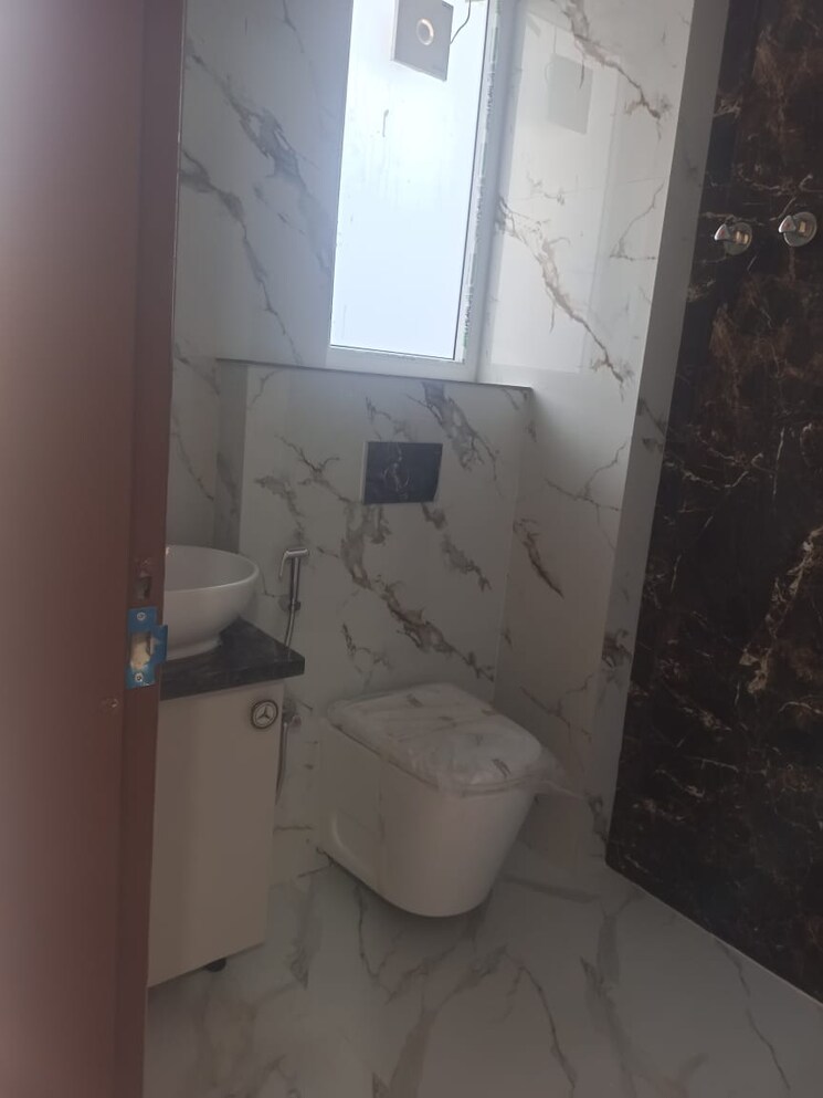 Bathroom, odr-residency 1 Bedroom 450 Sq.Ft. Builder Floor In Sector 14 Gurgaon 8943004