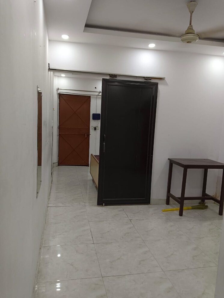 Room, lajpat nagar 4 1 Bedroom 543 Sq.Ft. Builder Floor In Lajpat Nagar 4 Delhi 8943001