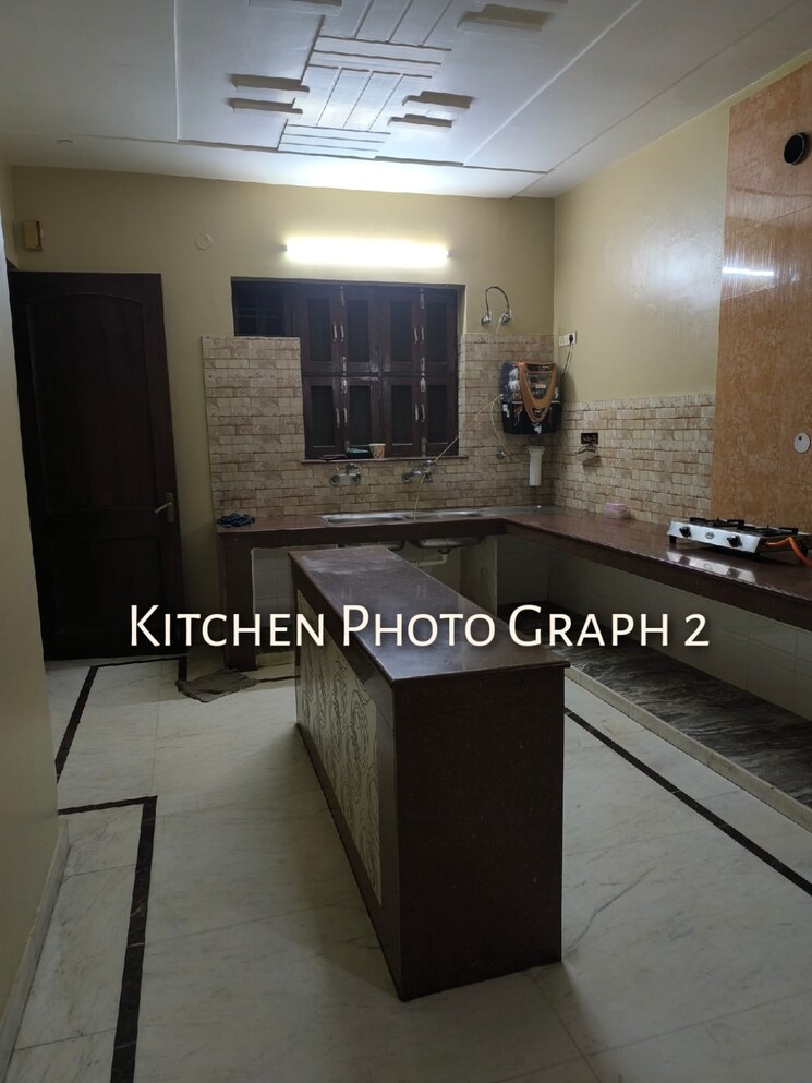 Kitchen, akd-tower 2.5 Bedroom 1800 Sq.Ft. Builder Floor In Sector 14 Gurgaon 8943031