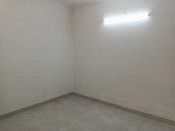 Room in 3 BHK Builder Floor at AKD Tower, Sector 14 – for Rent