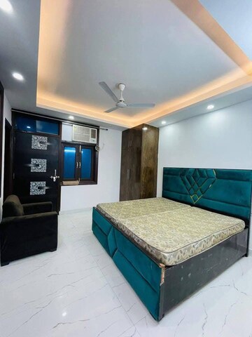 Bedroom in 1 BHK Builder Floor at Saket – for Rent