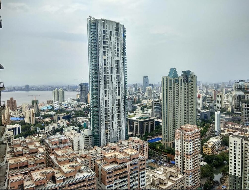 5 BHK + Pooja Room,Servant Room,Study Room,Extra Room 4100 Sq.Ft. Apartment in Ahuja Tower