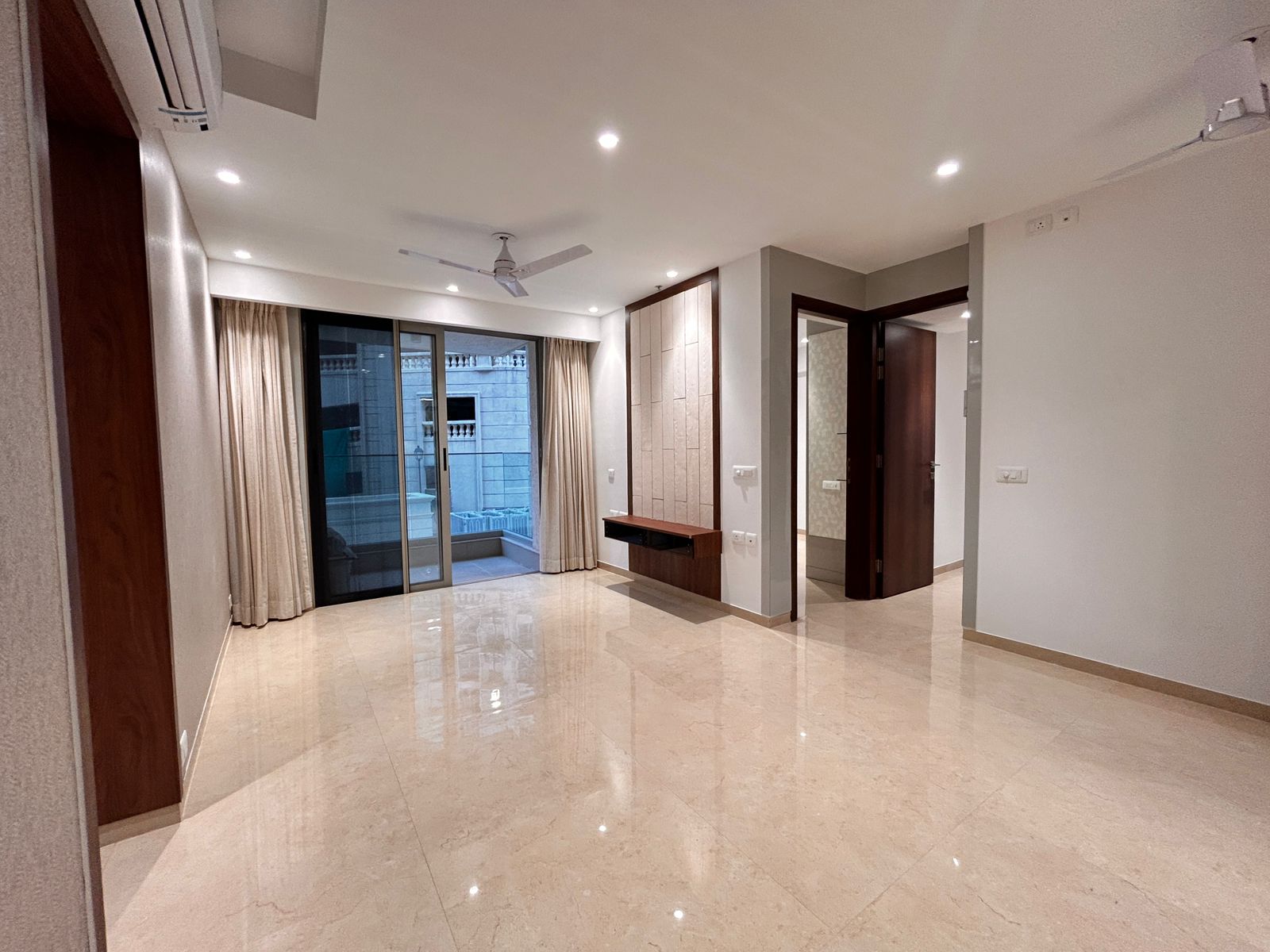 3 BHK + Extra Room Apartment For Rent in Hiranandani Highland