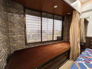 Room in 2 BHK Apartment at Suncity Complex, Powai – for Rent