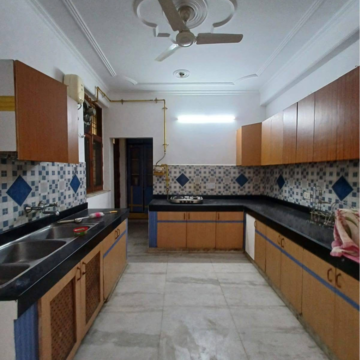 Kitchen in 3 BHK Builder Floor at Ansal Plaza Sector-23, Carterpuri Village – for Rent