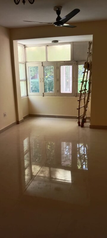 2 BHK Apartment For Rent in Swati Apartments, Ip Extension