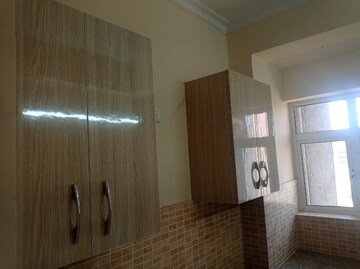Room in 3 BHK Apartment at Ramprastha Awho, Sector 95 – for Rent