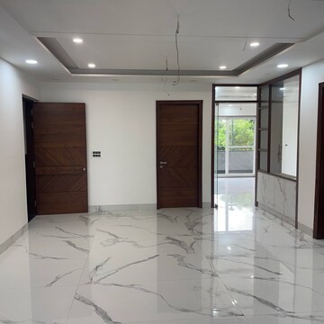 4 BHK Builder Floor For Sale in Sector 21c