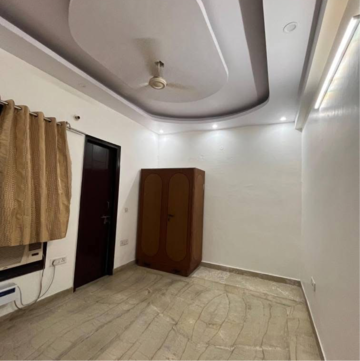 Building Lobby in 2 BHK Builder Floor at Ansal Plaza Sector-23, Carterpuri Village – for Rent