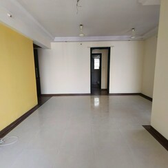 2 BHK Apartment For Sale in Rustomjee Riviera