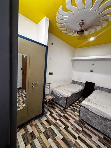Master Bedroom in 1 RK Independent House at Clement Town – for Rent