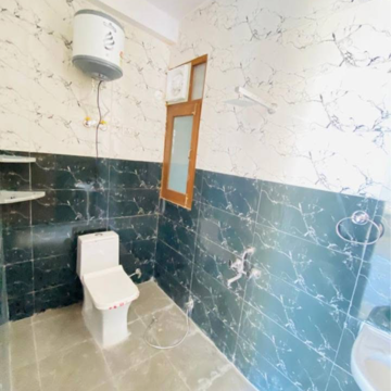 Kitchen in 2 BHK Builder Floor at Ansal Plaza Sector-23, Carterpuri Village – for Rent