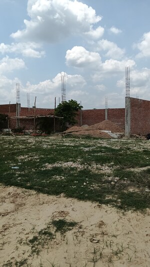 Plot Area in  Plot at Agra Expressway – for Sale