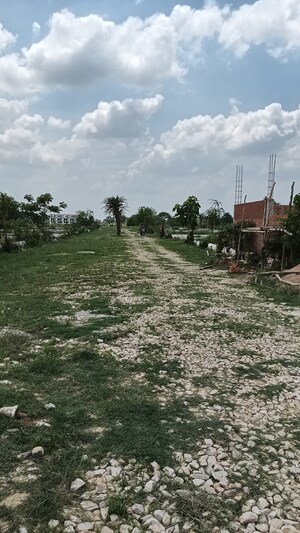 Plot Area in  Plot at Agra Expressway – for Sale