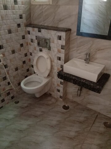 Bathroom in 4 BHK Independent House at Rajendra Nagar Sector 3 – for Rent