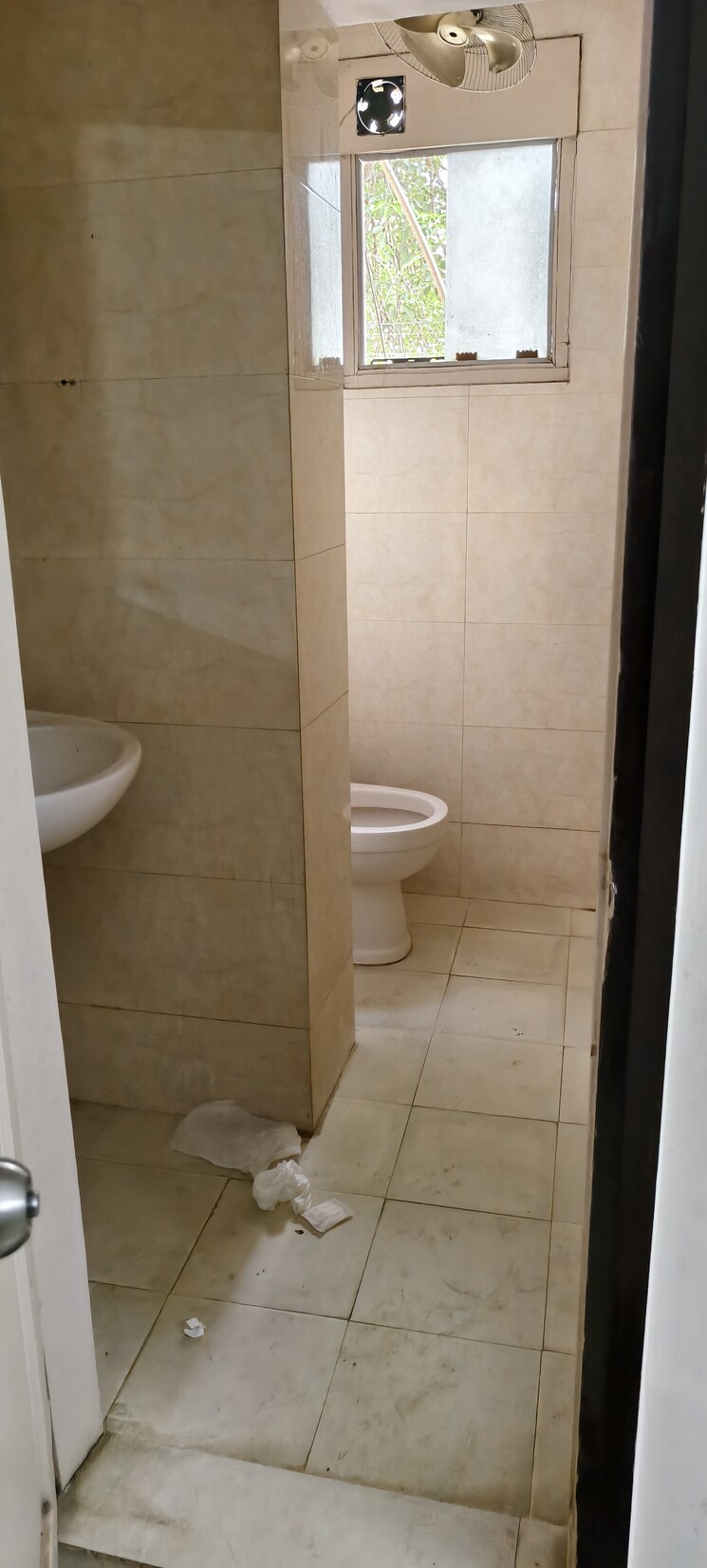 Bathroom, lajpat nagar 2 Bedroom 900 Sq.Ft. Builder Floor In Lajpat Nagar Delhi 8943280