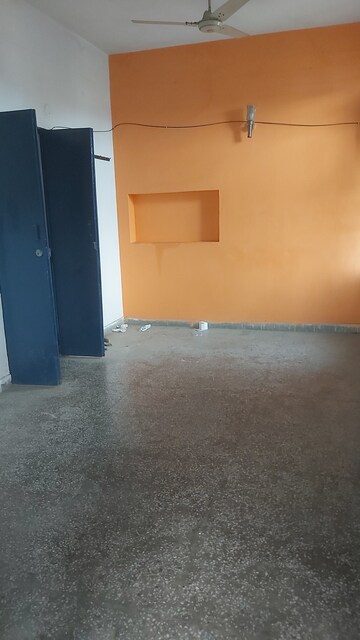 1.5 BHK Apartment For Rent in Uma Cooperative Society, Mayur Vihar 1